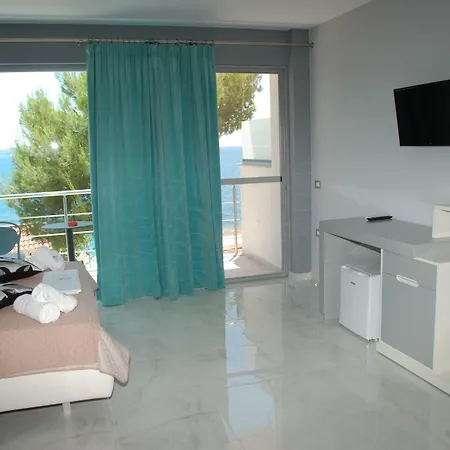 Oceanic Overview Otel