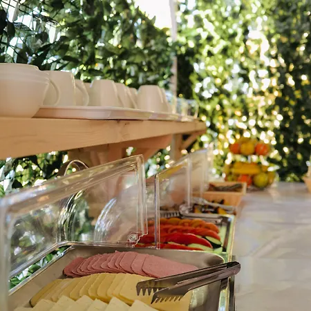 Ξενοδοχείο Oceanic Overview