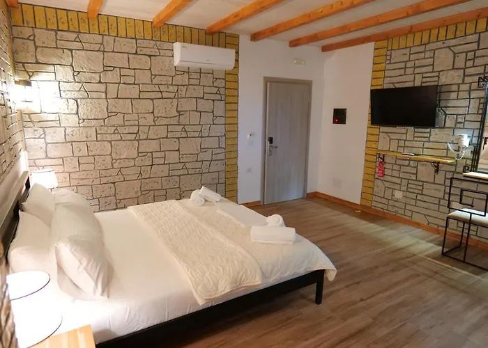 Oceanic Overview Hotel 4*