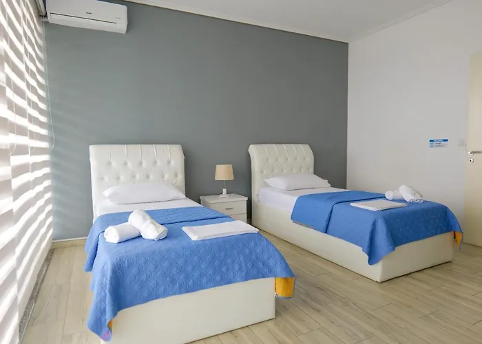 Oceanic Overview Hotel 4*