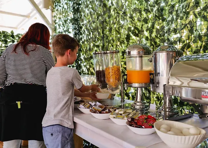 Oceanic Overview Hotel 4*