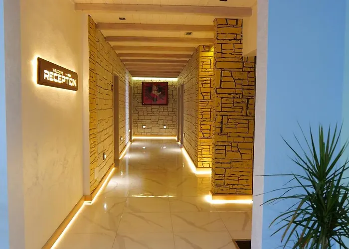 Oceanic Overview Sarandë