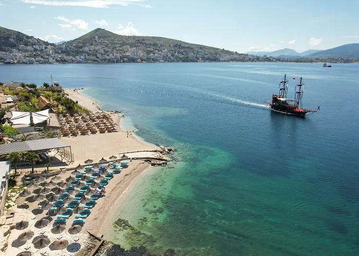 Hotel Oceanic Overview