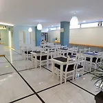 Hotel Oceanic Overview
