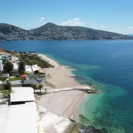 Hotel Oceanic Overview