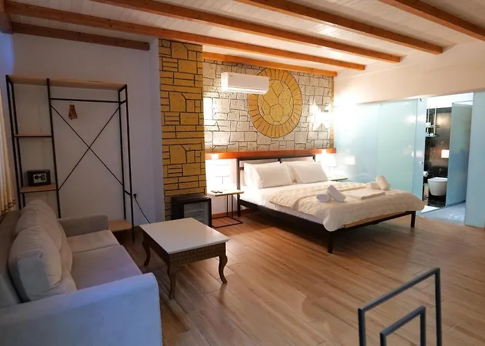 Oceanic Overview Hotel