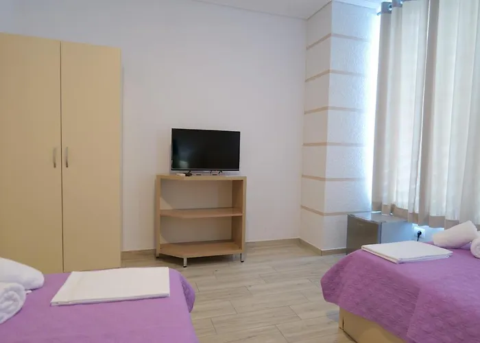 Hotel Oceanic Overview Sarandë