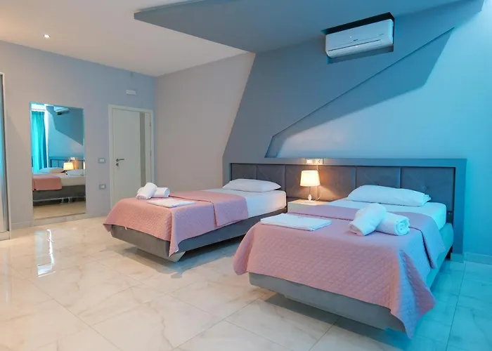Oceanic Overview Hotel