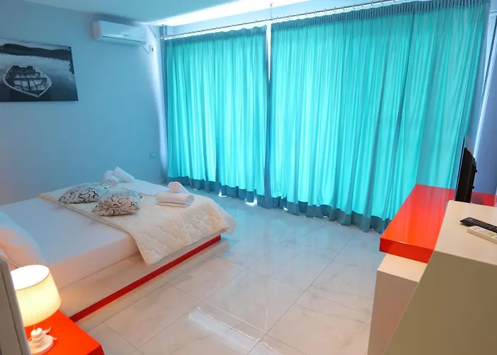 酒店 Oceanic Overview 4*