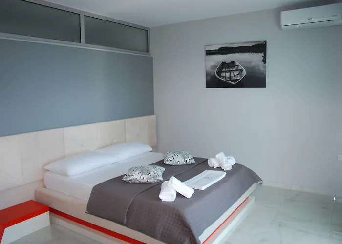 Oceanic Overview 酒店